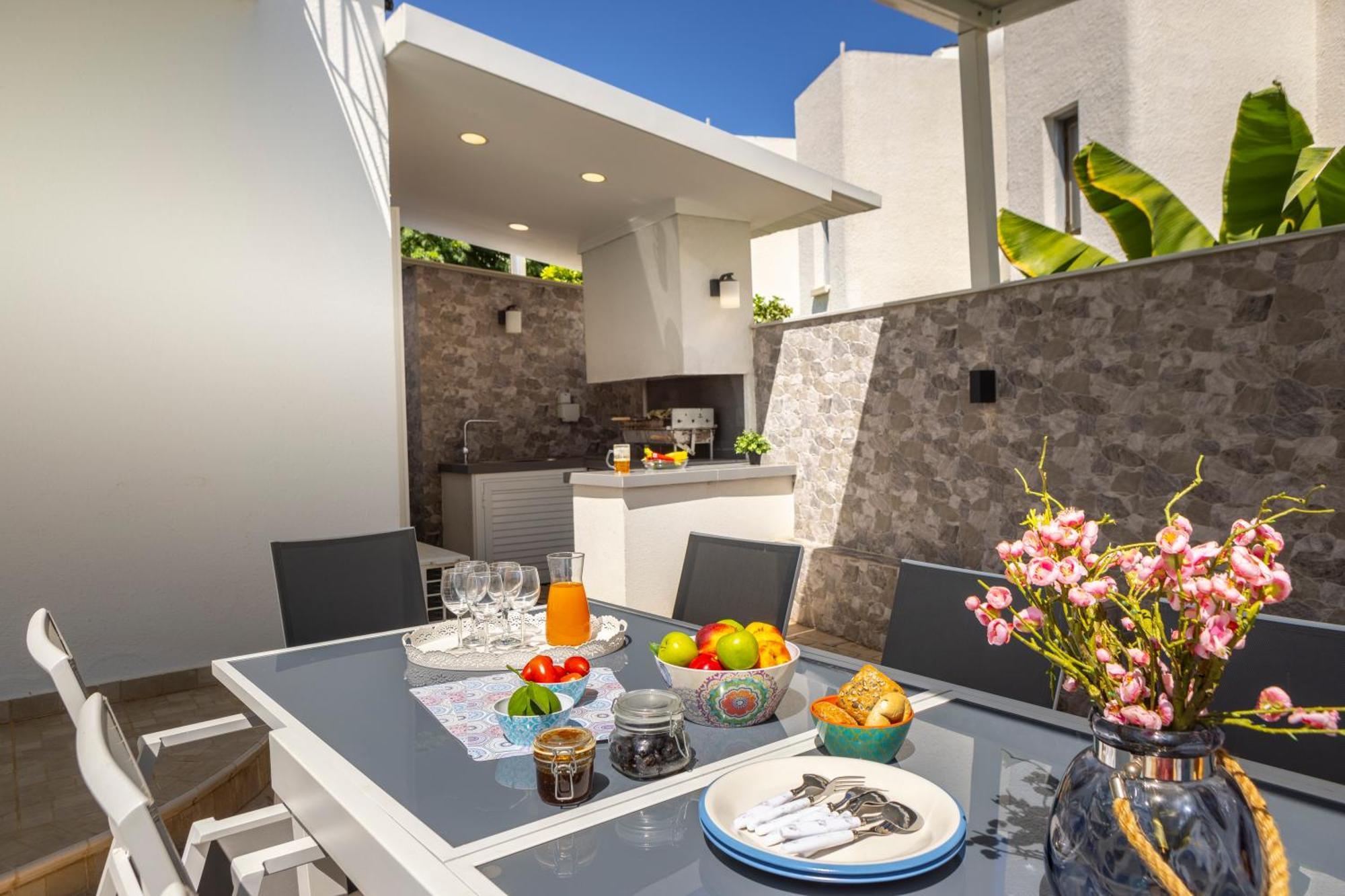 Accomoteleia Crystal Lagoon Villa Протарас Екстер'єр фото